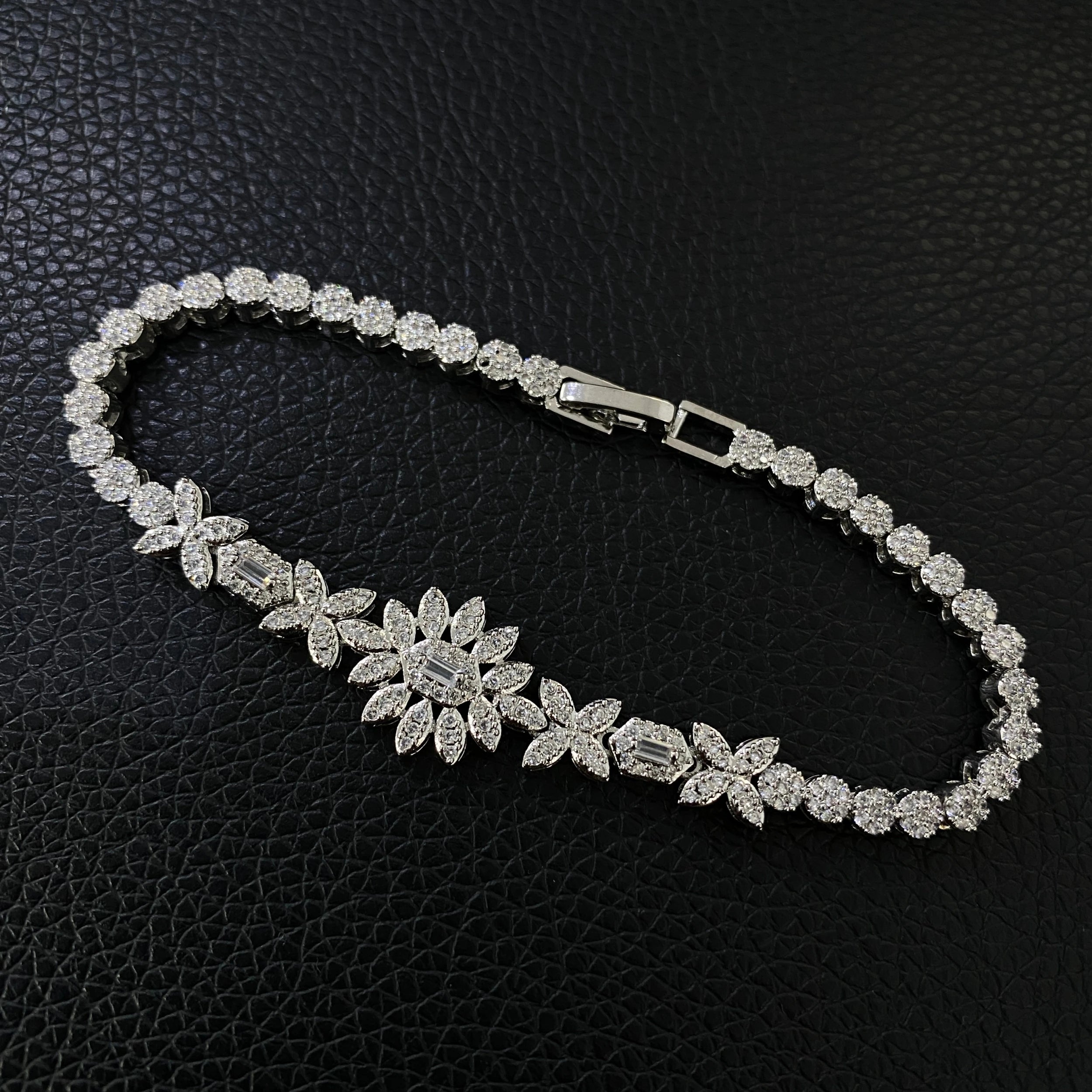 Luxury 4 Pieces Cubic Zirconia Bridal Jewelry Set