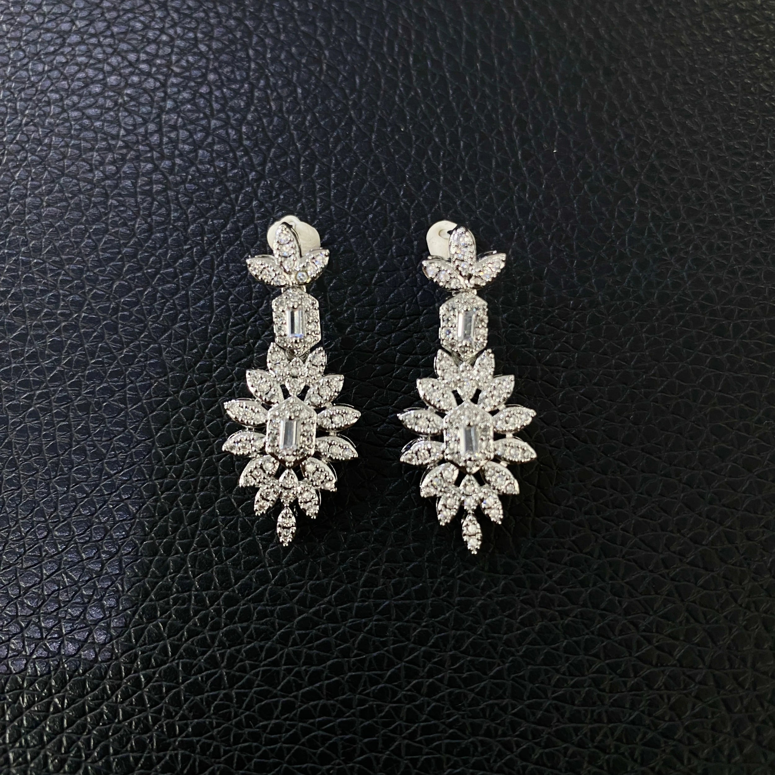 Luxury 4 Pieces Cubic Zirconia Bridal Jewelry Set