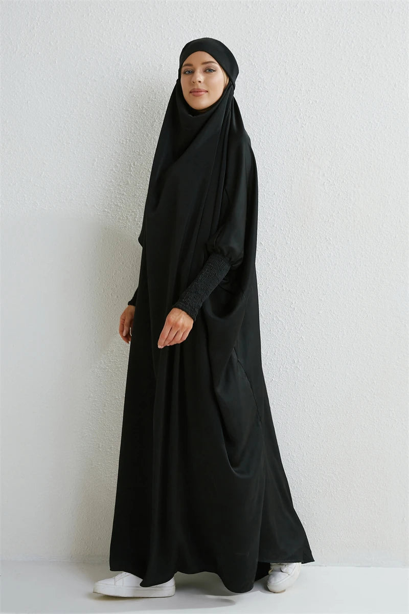 Elegant Hooded Abaya