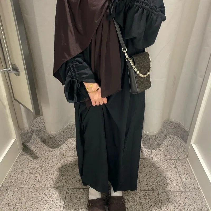 Elegant Saudi Inspired Abaya