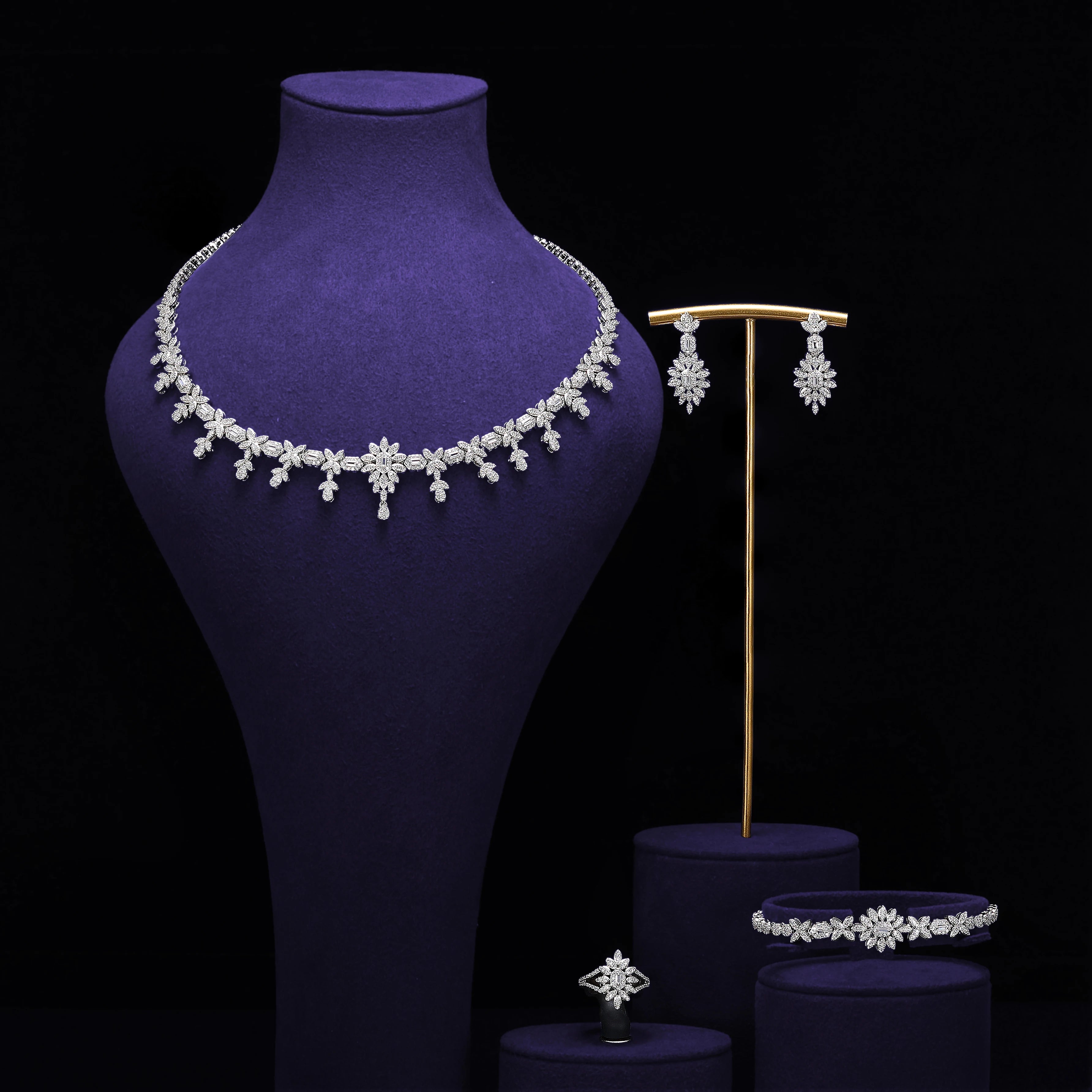 Luxury 4 Pieces Cubic Zirconia Bridal Jewelry Set