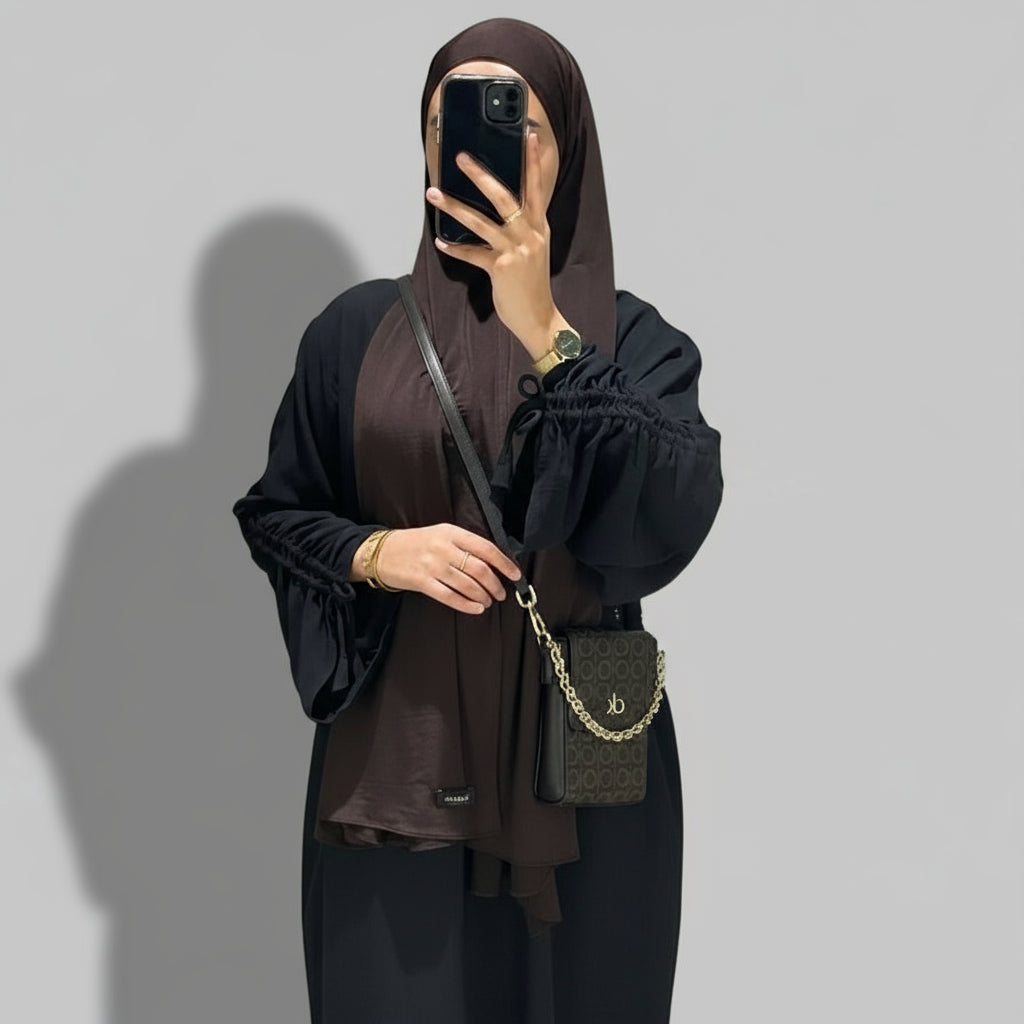 Elegant Saudi Inspired Abaya